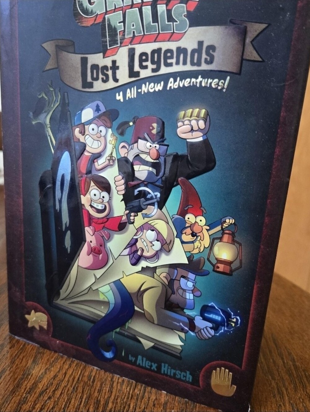 Gravity Falls Lost Legends: 4 All-New Adventures by Alex Hirsch Graphic Novel - Picture 4 of 9
